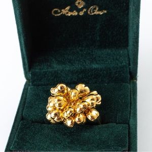 Arte d’ Oro 18K yellow gold puff heart cluster ring 8